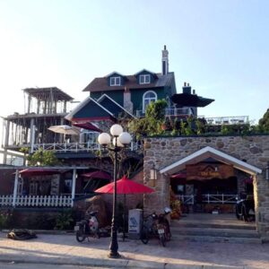 kham-pha-7-quan-cafe-dep-nhat-quang-ninh