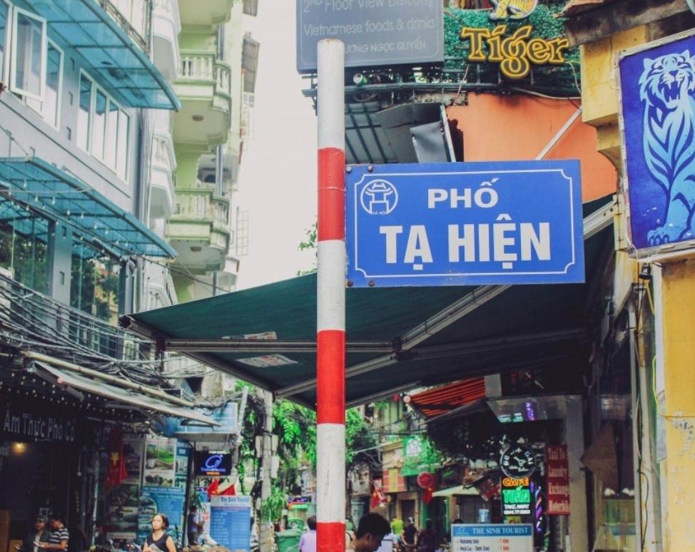 Phố Tạ Hiện - "Phố không ngủ" và điểm giao thoa văn hóa giữa lòng Hà Nội 1